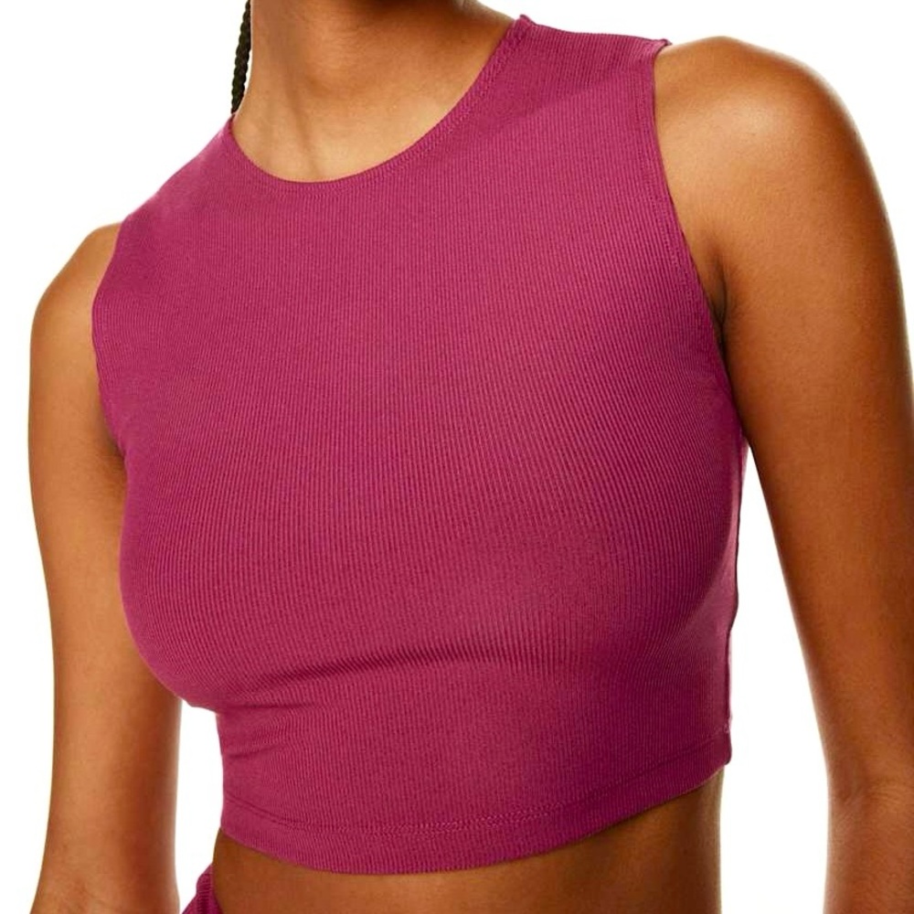 Aritzia TnAction ribbed workout cropped muscle tank top NWOT
